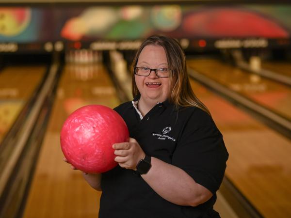 bowling women